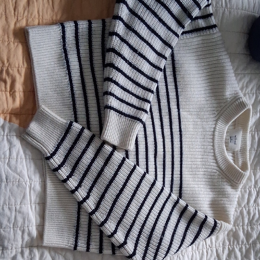 Wilfred Maria Sweater - Picture 2 of 9